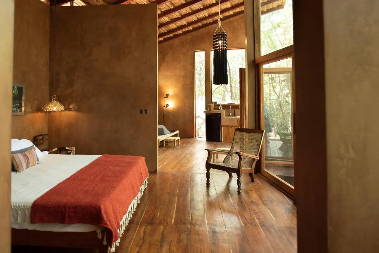 Ojo De Arbol, Boutique Cabin In The Real Jungle Tulum Villa